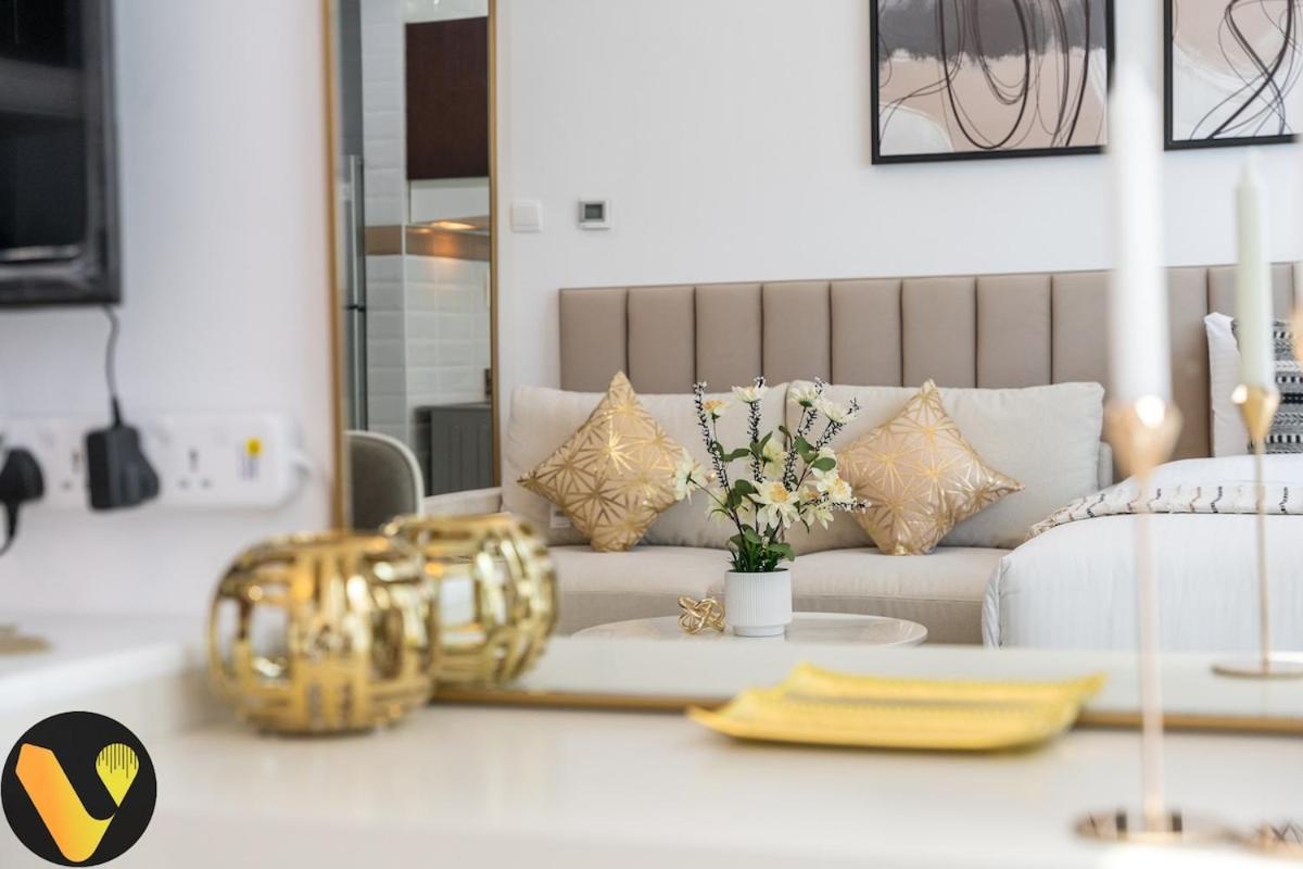 Vogue Business Bay Court Tower, Prime Location, Steps From Business Bay Metro & Jw Marriott Marquis Apartment Dubai